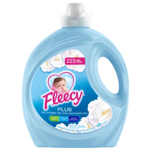 Adoucissant liquide Fleecy Plus 3-en-1 Fresh Air, flacon de 4,5 L, 223 lavages, orné d'un logo bébé et de roses blanches pour un linge soyeux et moelleux.